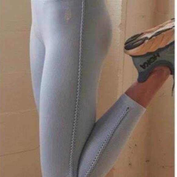 Free People 2 pc Ignite Cami & Legging Set Size M/L - Picture 2 of 7